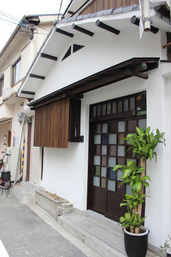 Tenma Itoya Guest House Osaka Exterior photo