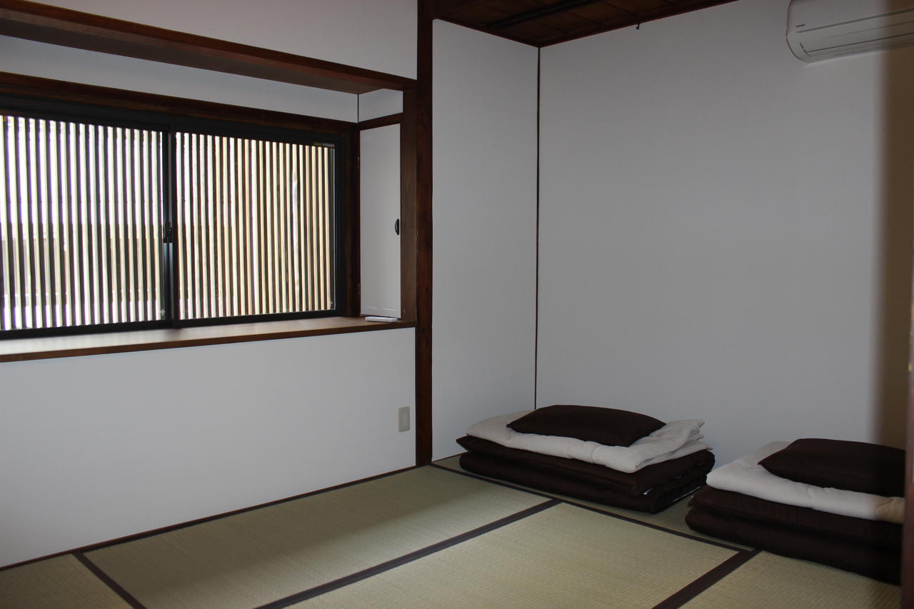 Tenma Itoya Guest House Osaka Exterior photo